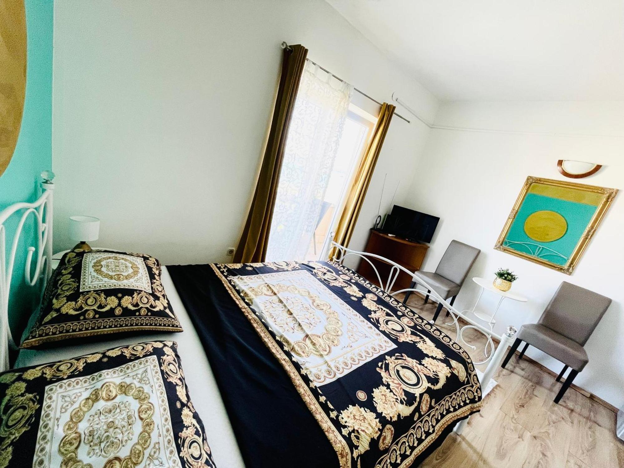 Apartments Esperanza Pasman Luaran gambar